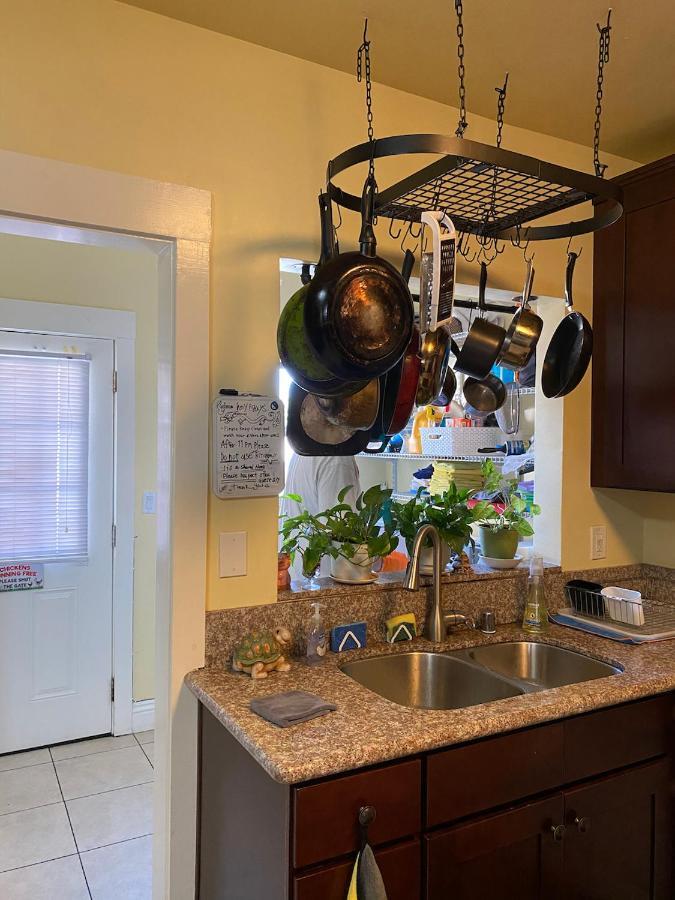 Private Los Angeles Room - Free Wifi, Ac, Tv, Private Fridge, Kitchen, Near Usc - Exposition Park - Usc Memorial Coliseum - Banc Of California Bmo Stadium - Downtown Los Angeles Dtla - University Of Southern California Usc!! Kültér fotó